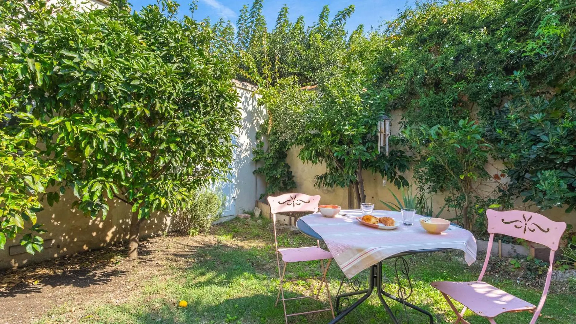 Holiday Home La Maison Du Port By Interhome Le Brusc