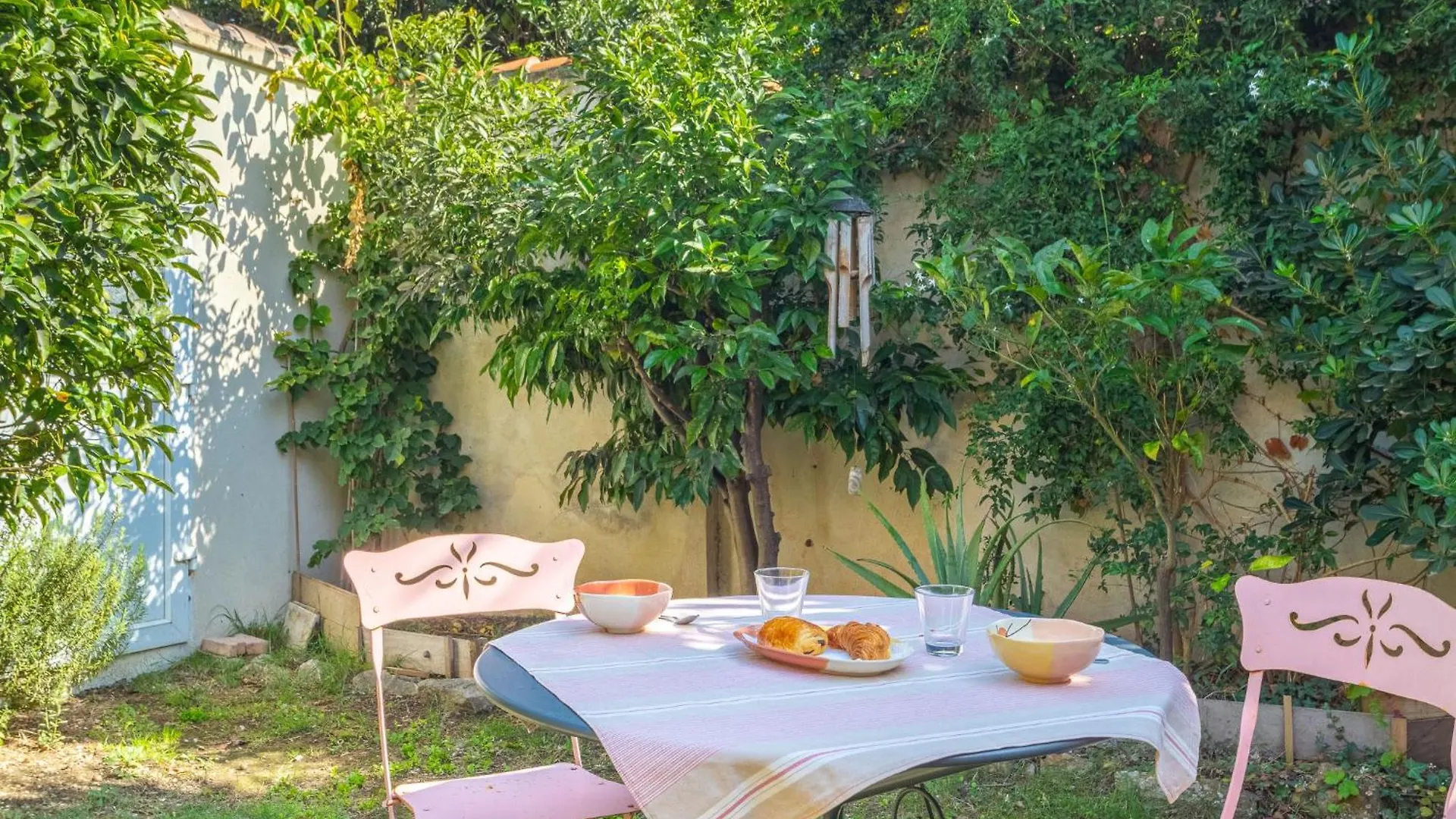 Holiday Home La Maison Du Port By Interhome Le Brusc France