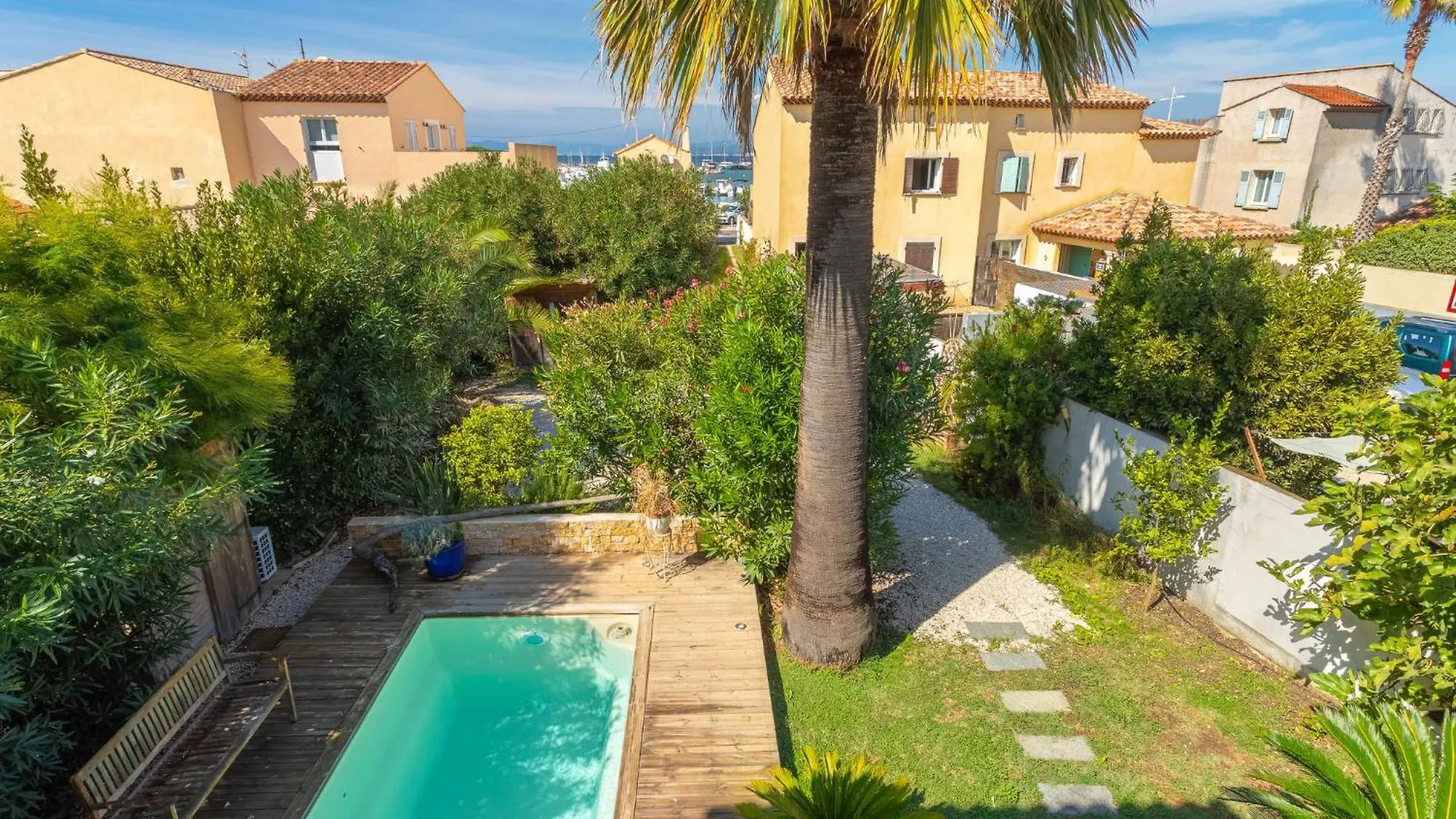 Holiday Home La Maison Du Port By Interhome Le Brusc 0*,