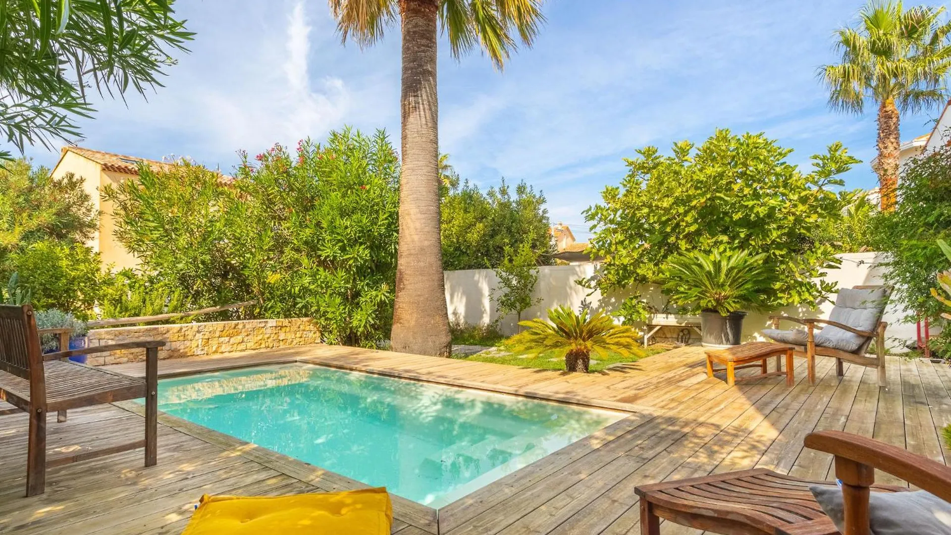 Holiday Home La Maison Du Port By Interhome Le Brusc